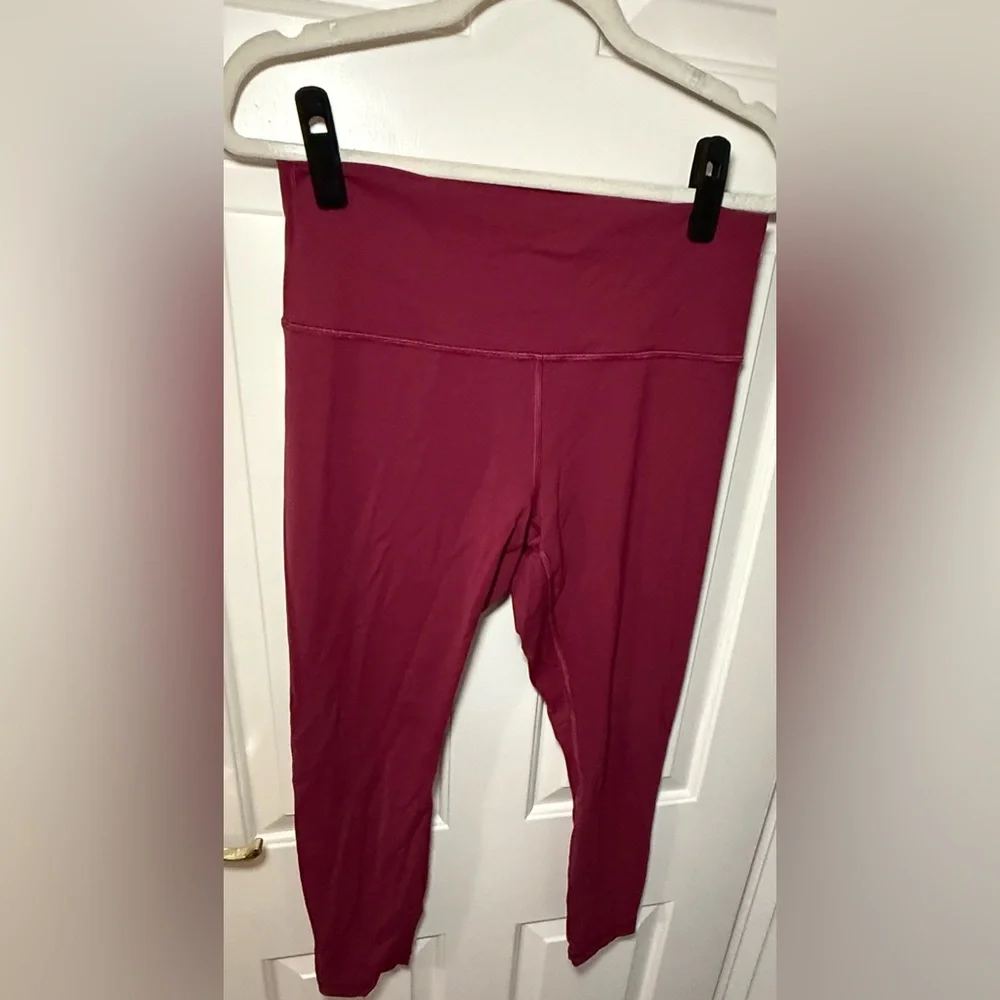 Women's Lululemon Wunder Under Train High Rise 25” Leggings-12 - Picture 2 of 5